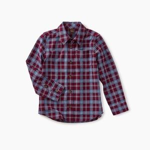 Lakeshore Plaid Botton. Color Red/ Light Blue.